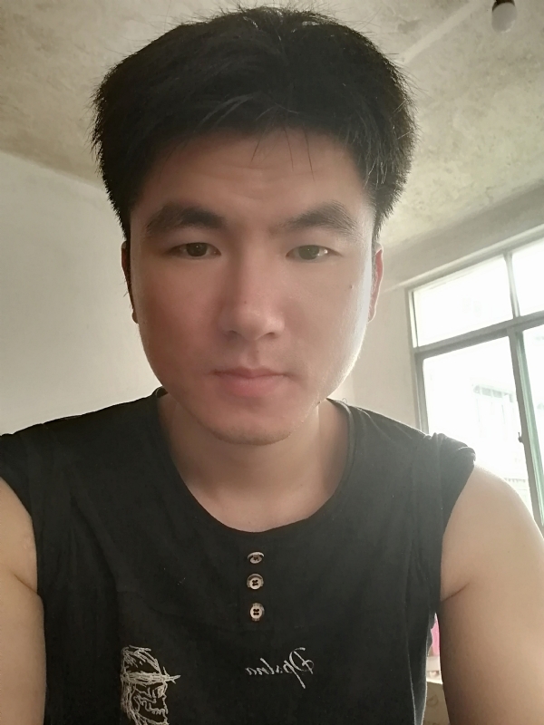 何必呢的第一张照片--柘荣相亲网