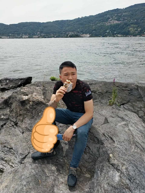 绚烂背后的平淡的第一张照片--柘荣相亲网