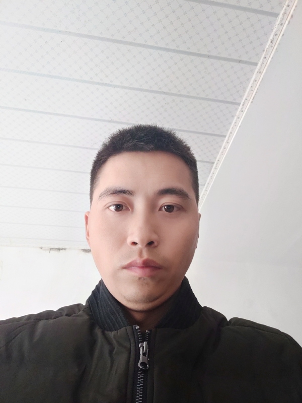 远望星空的第一张照片--柘荣相亲网