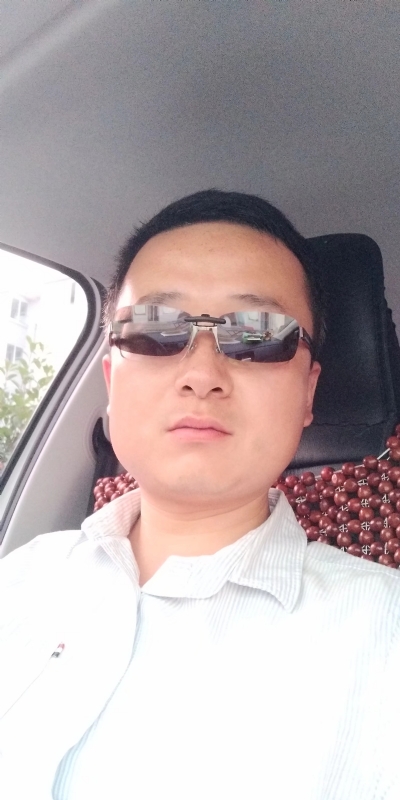 痛苦的单身狗的第二张照片--柘荣相亲网