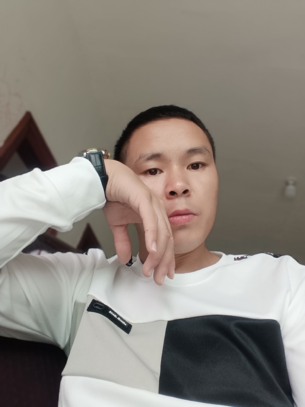 冷漠的第一张照片--柘荣相亲网