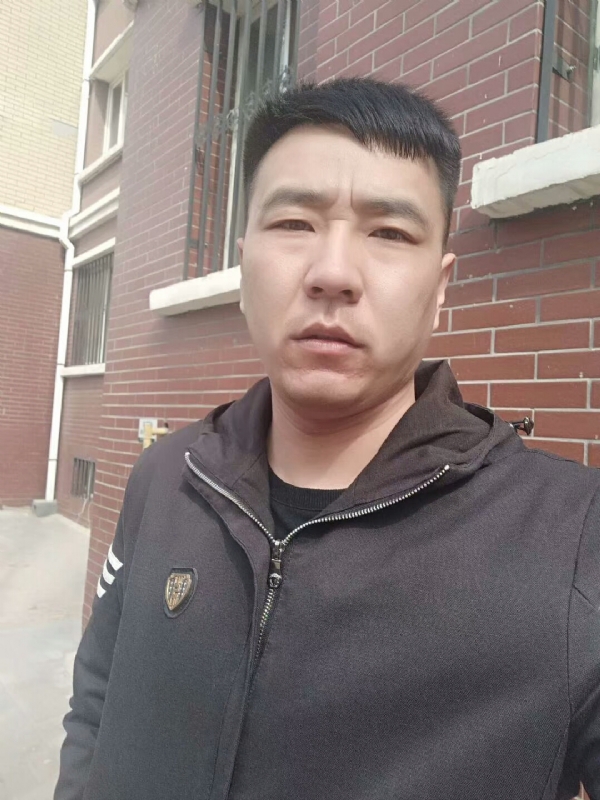 谁伴我闯荡的第一张照片--柘荣相亲网
