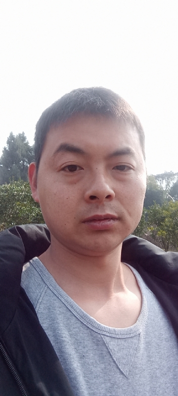 亲亲抱抱我爱你的第一张照片--柘荣相亲网