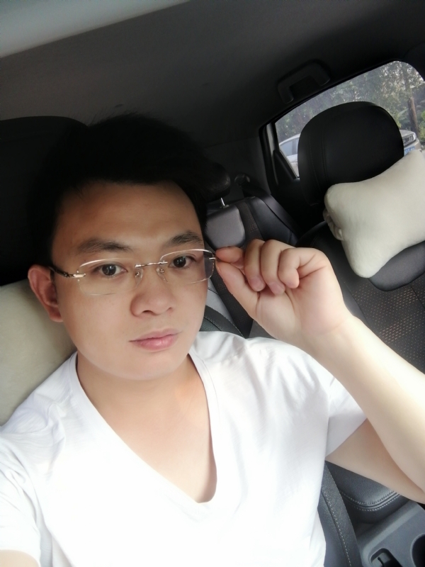 幸福的拥抱的第二张照片--柘荣相亲网