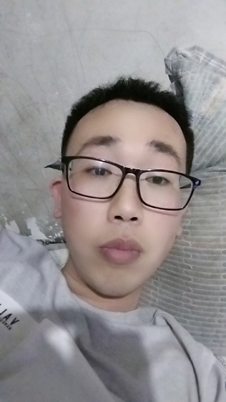 喜欢比我大的女人的第一张照片--柘荣相亲网