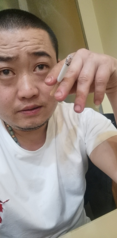 孤独的螃蟹的第一张照片--柘荣相亲网