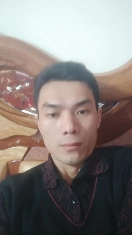 错把真心喂了狗的第四张照片--柘荣相亲网