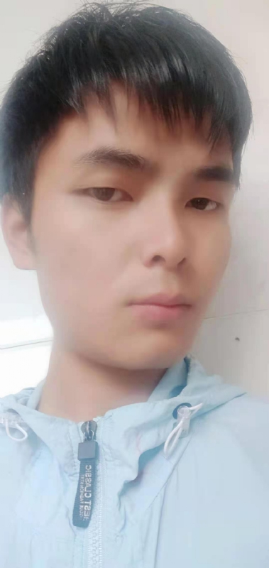 安静的男生的第一张照片--柘荣相亲网