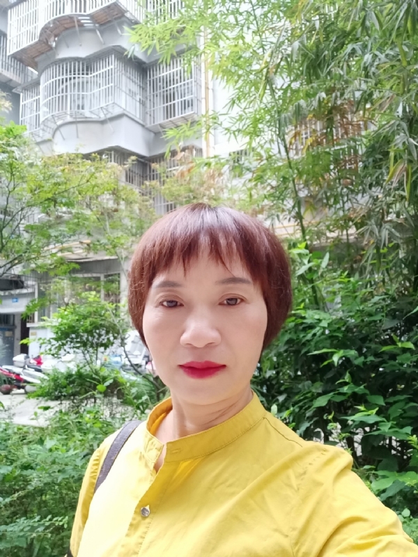 小瓶子的第二张照片--柘荣相亲网