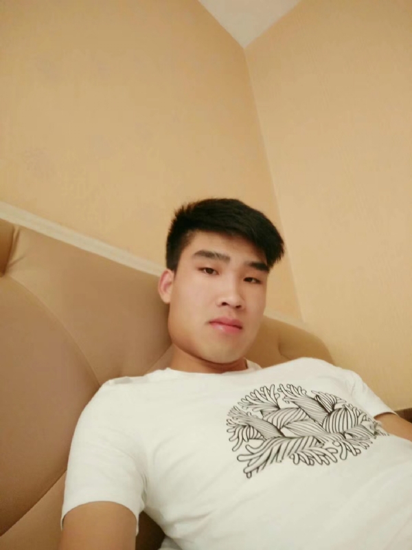 谁不曾孤单上路的第二张照片--柘荣相亲网