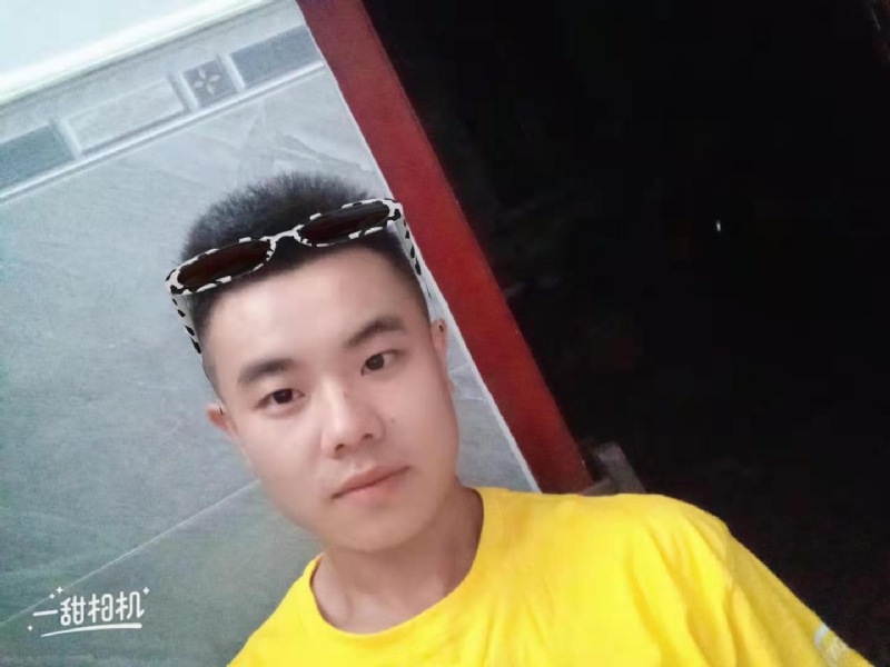 建国90周年的学渣的第一张照片--柘荣相亲网