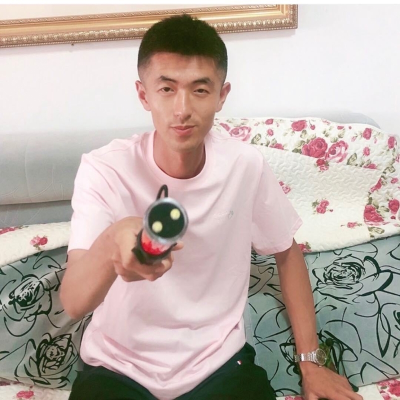 转身留下孤独的她的第一张照片--柘荣相亲网