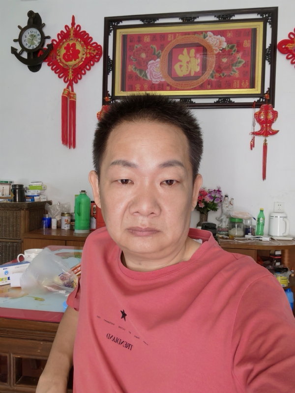 飞天的第一张照片--柘荣相亲网