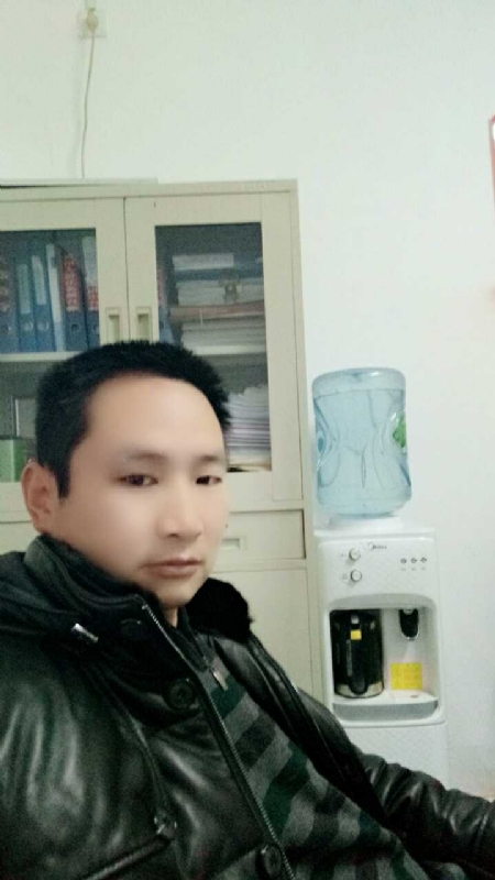 蓝色棒棒糖的第一张照片--柘荣相亲网