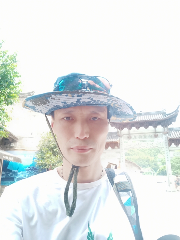 童群海的第一张照片--柘荣相亲网