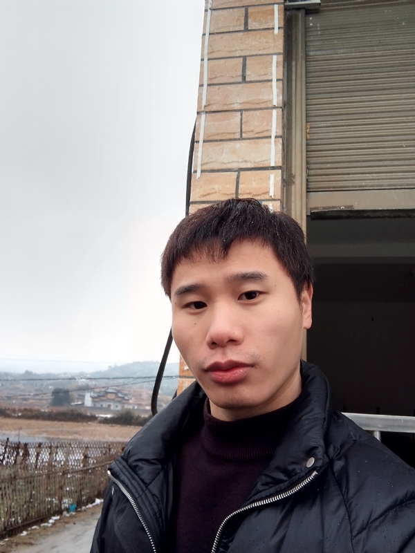 银色的羽翼的第一张照片--柘荣相亲网