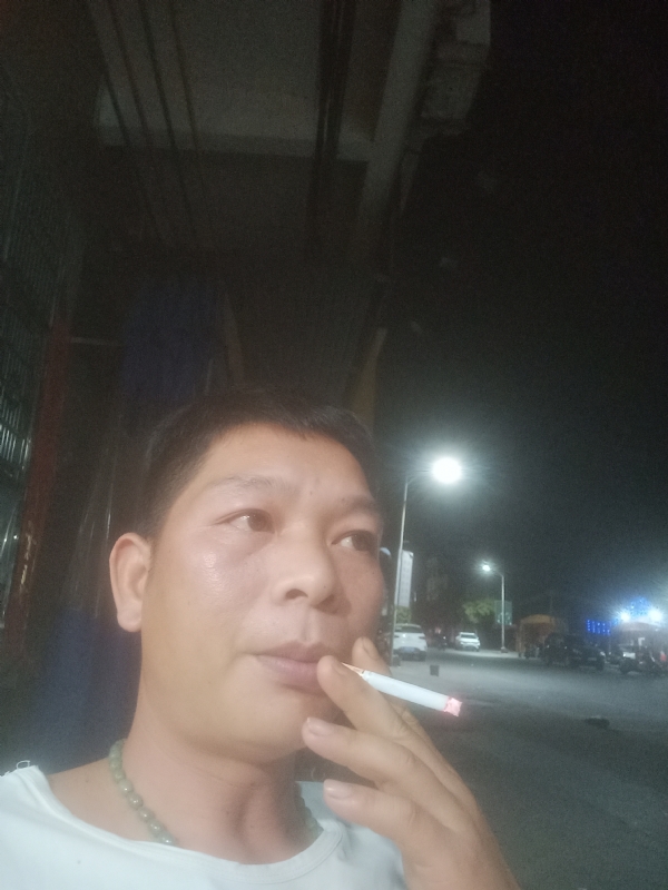 善解人意的第一张照片--柘荣相亲网