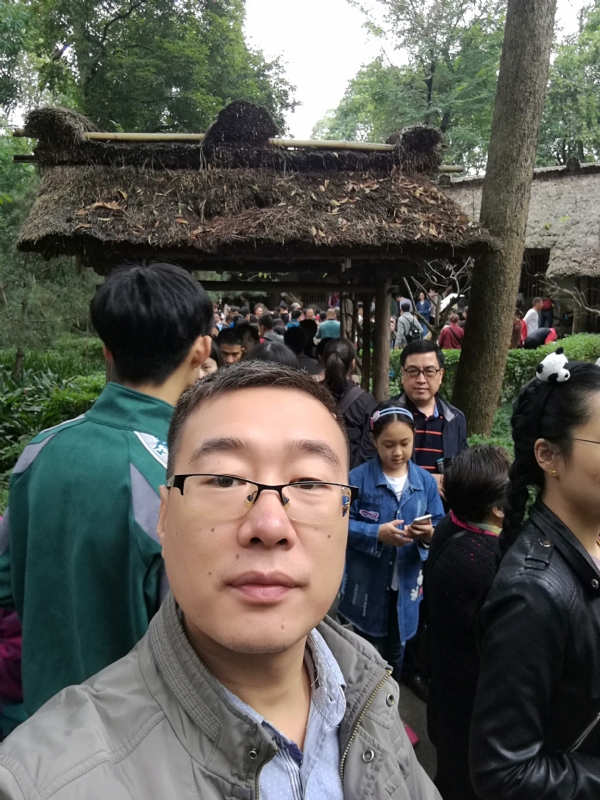 撑起一片天的第一张照片--柘荣相亲网