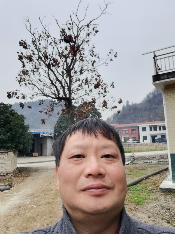苏众青春冲浪的第一张照片--柘荣相亲网