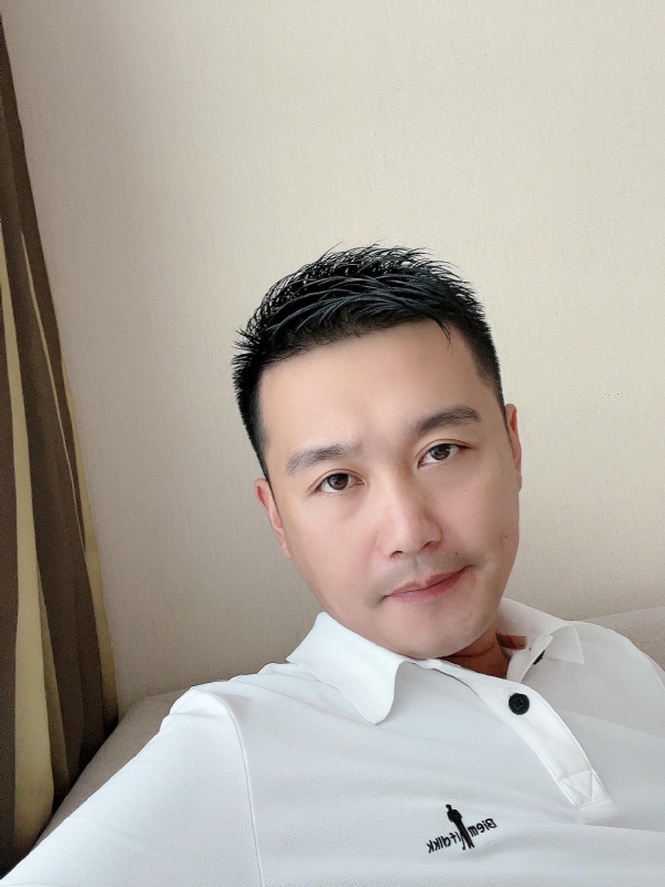 笑望人非的第一张照片--柘荣相亲网