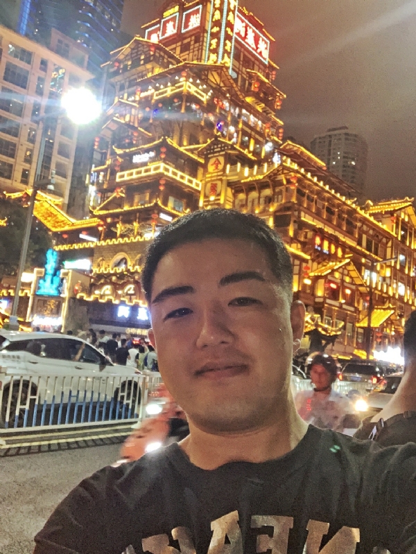 钢铁侠的第一张照片--柘荣相亲网