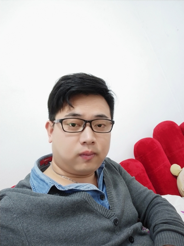 何必在亿的第一张照片--柘荣相亲网