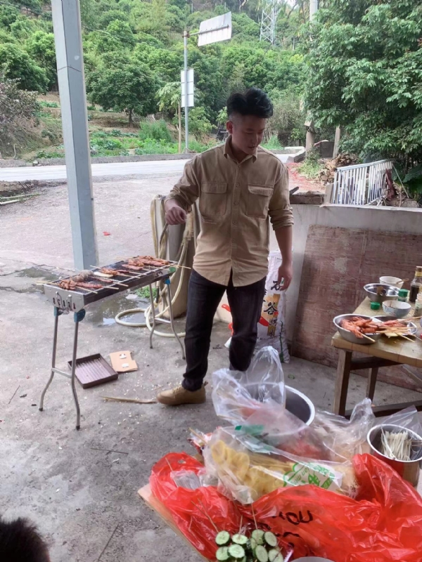 你黑我哟的第一张照片--柘荣相亲网