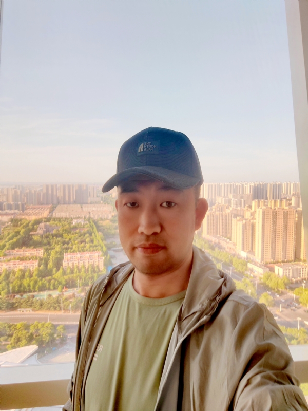 勇攀高峰的第一张照片--柘荣相亲网