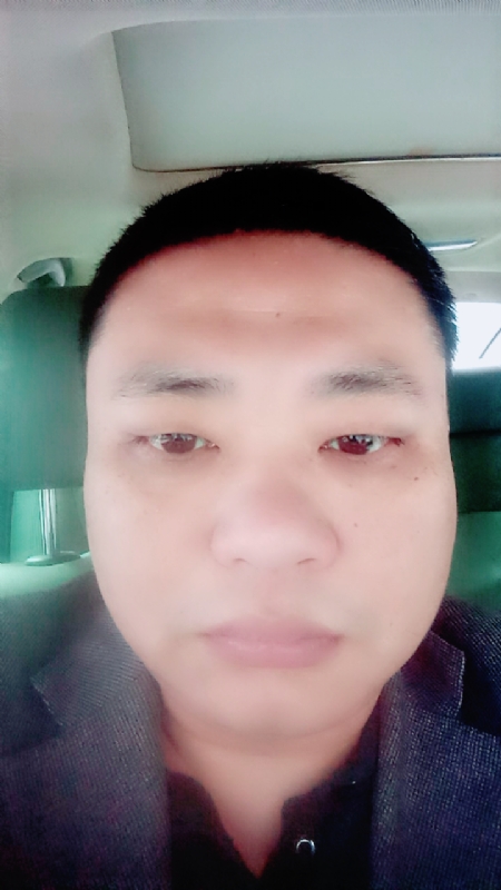 向日葵的第一张照片--柘荣相亲网