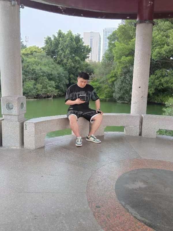 不善挽留的第一张照片--柘荣相亲网
