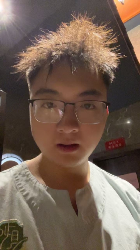 成熟稳重的男士的第一张照片--柘荣相亲网