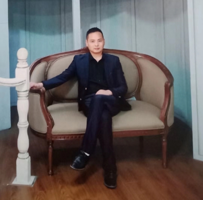 龙行天下的第二张照片--柘荣相亲网