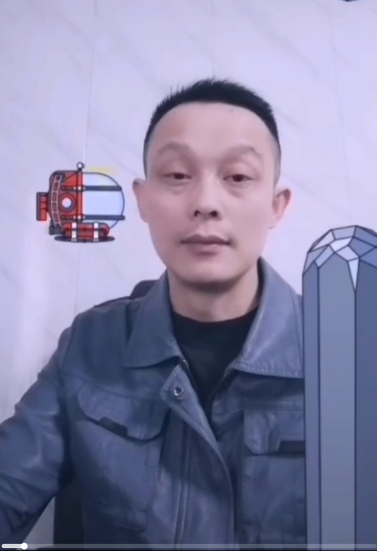 易进的第三张照片--柘荣相亲网