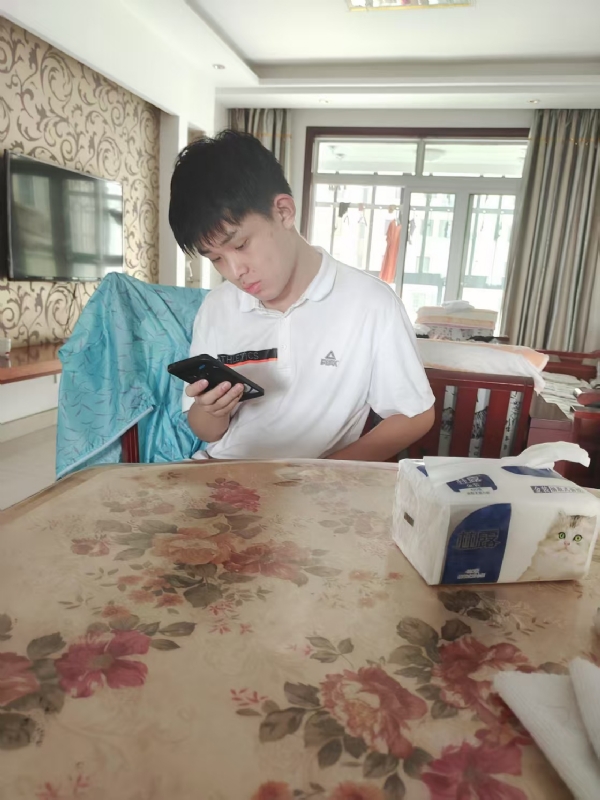 铁在烧的第一张照片--柘荣相亲网