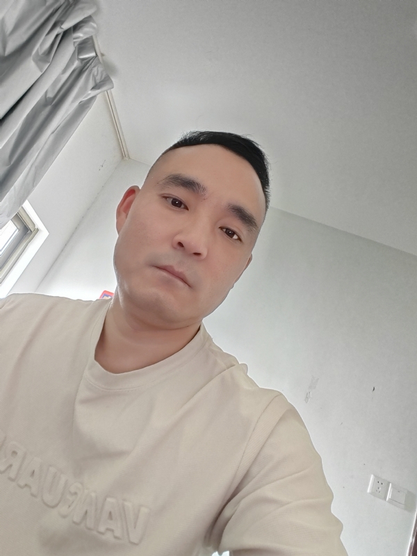 小锋的第一张照片--柘荣相亲网