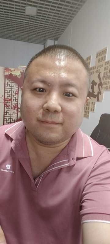漫步星辰的第一张照片--柘荣相亲网